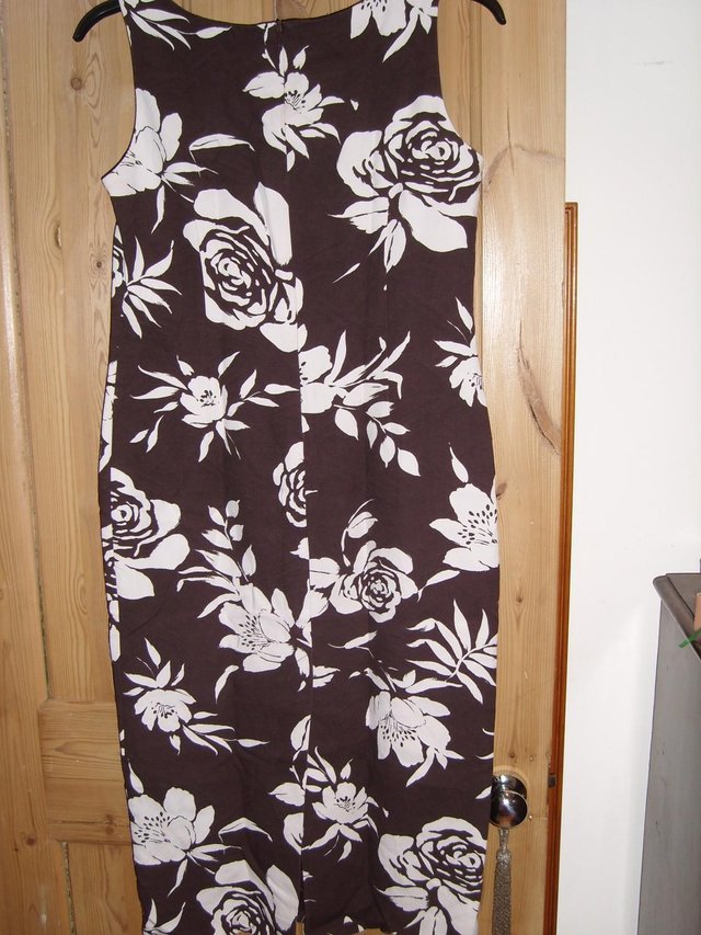 Image 3 of Alex & Co Classic Brown & White Dress – size 12
