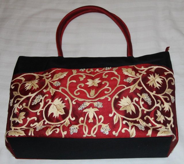 Image 3 of Red Silk Handbag With Embroidery and Sequins