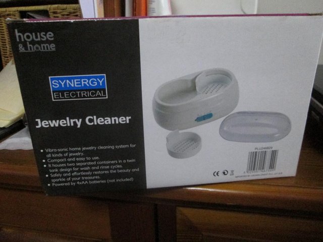 Preview of the first image of Synergy Electrical Jewelry Cleaner (Incl P&P).