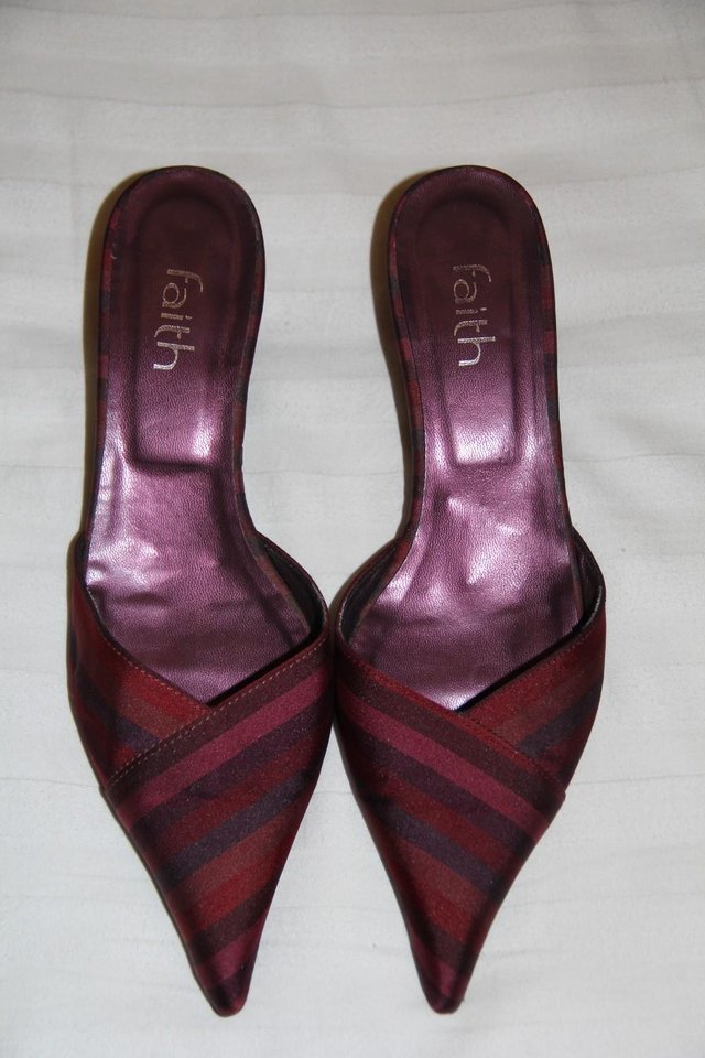 Preview of the first image of Faith Burgundy Striped Fabric Shoes – Size 5 / 38.