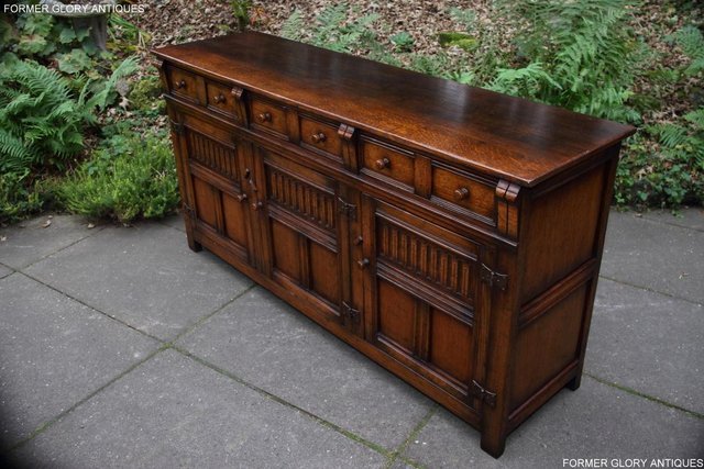 Image 6 of A TITCHMARSH & GOODWIN OAK DRESSER BASE SIDEBOARD HALL TABLE