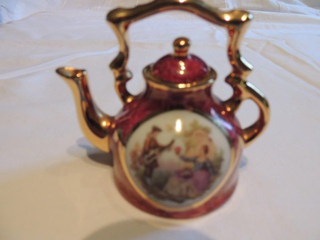 Preview of the first image of Limoges Frigonard Style minature kettle/tea pot.