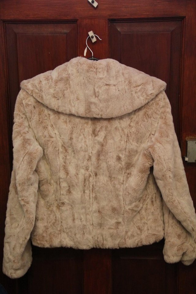 Image 3 of Lovely Kaliko Cream Faux Fur Jacket/Coat Size 12
