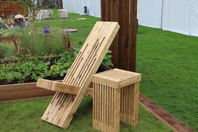 Image 5 of Upcycled throne chair made from reclaimed pallets