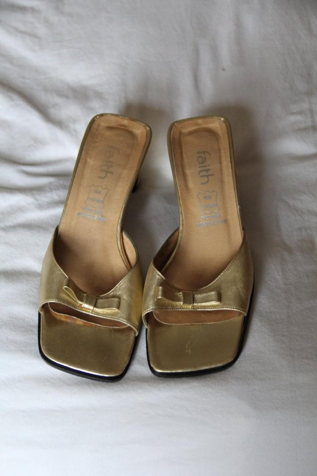 Preview of the first image of Faith Brand - Gold Leather Shoes – Size 5/38.