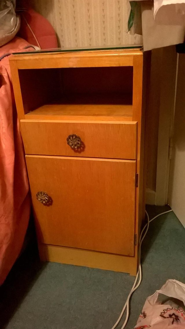Preview of the first image of Bedside table.