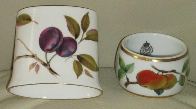 Preview of the first image of ROYAL WORCESTER CHINA - 2 PIECES TOOTHPICK HOLDER,NAPKIN RIN.