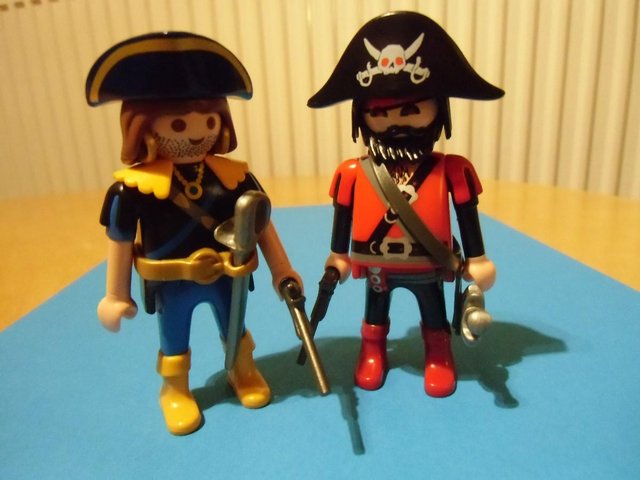 Preview of the first image of Playmobil Pirate and Corsair (5814).