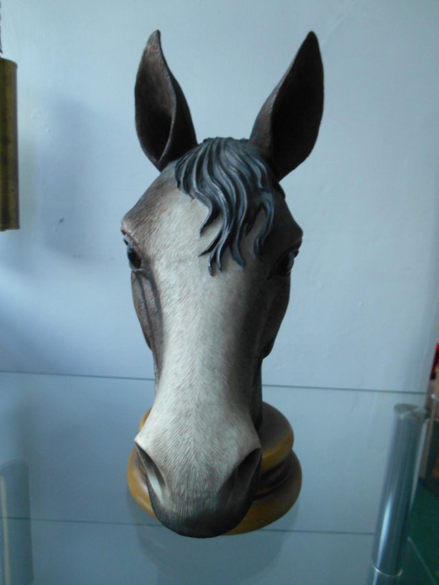 Image 2 of LARGE MODEL OF A HORSES HEAD