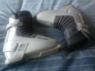 Preview of the first image of Ski boots (Gents).