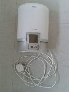 Image 2 of Philips wake up light and alarm clock model HF3461