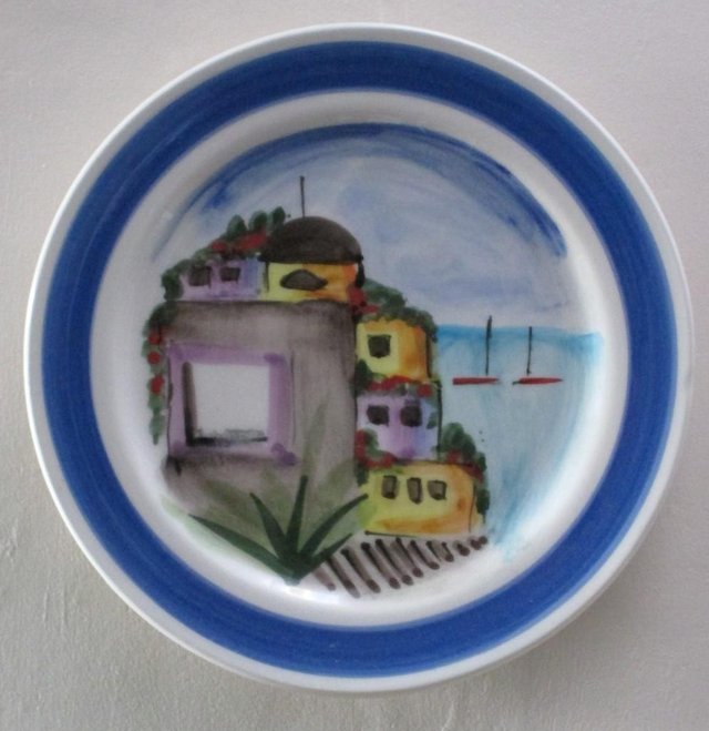 Preview of the first image of Pretty, decorative PLATE made in Italy, Houses by the Sea,.