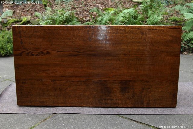Image 41 of A TITCHMARSH AND GOODWIN STYLE OAK TWO DRAWER COFFEE TABLE