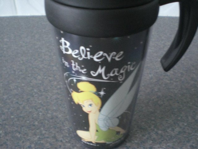Preview of the first image of Disney World - Believe in Magic drink container (Brand New).