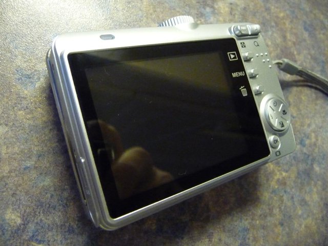 Image 3 of Hitachi Digital Camera HDC-751E