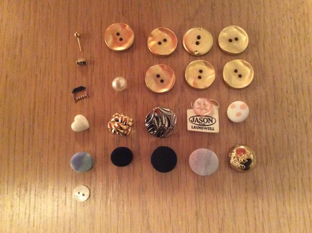 Preview of the first image of Selections of Vintage Ladies Buttons.