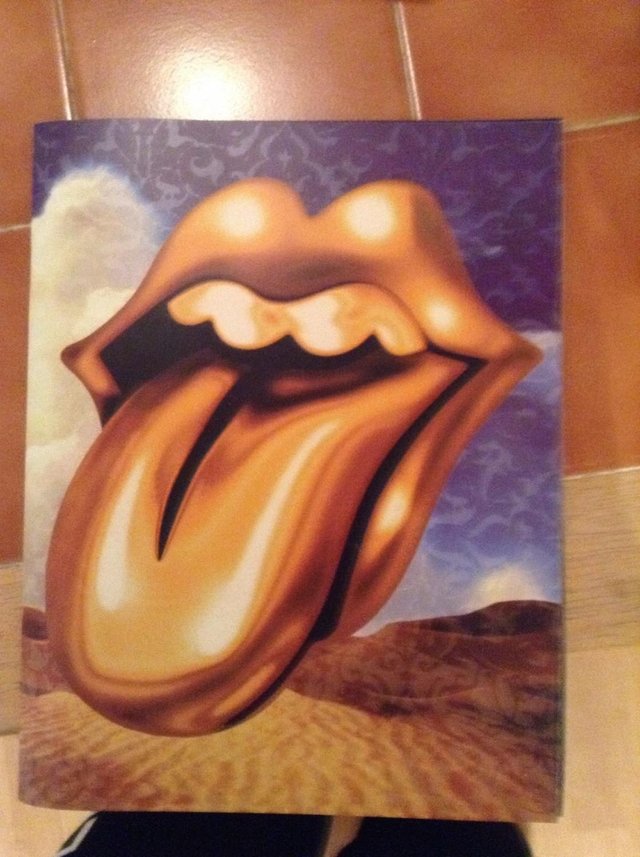 Preview of the first image of Rolling Stones' "Bridges to Babylon" World Tour Programme.