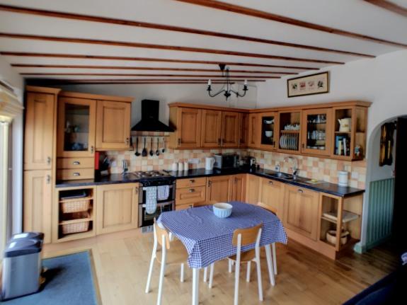 Image 2 of Norfolk Broads Self Catering Riverside Holiday Home
