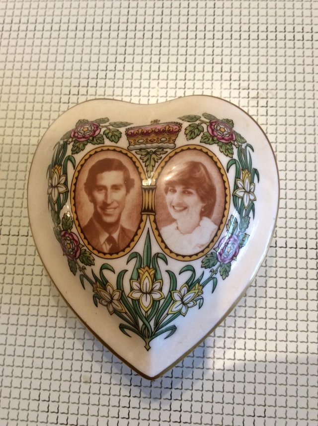 Preview of the first image of Charles and Diana heart trinket box.