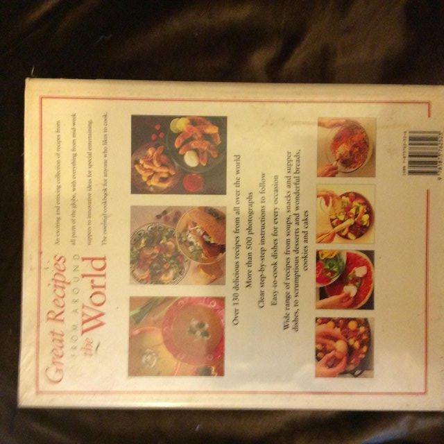 Image 3 of Great Recipes From Around the World by Sarah Gates