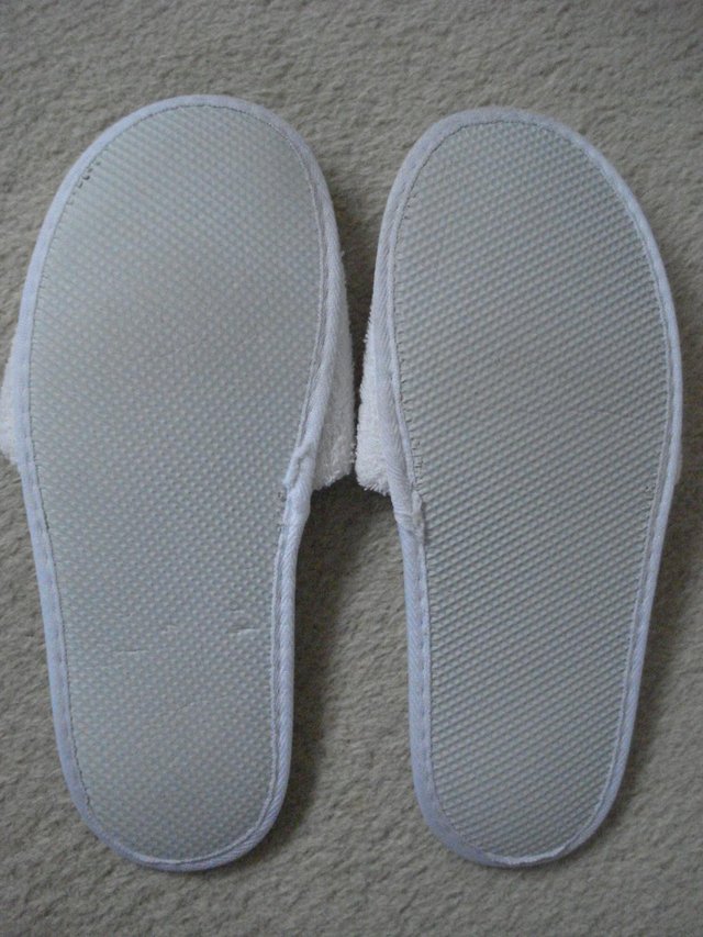 Image 2 of NEW MENS/UNISEX TOWELLING FLAT SLIPPERS/MULES FOR TRAVEL/SPA