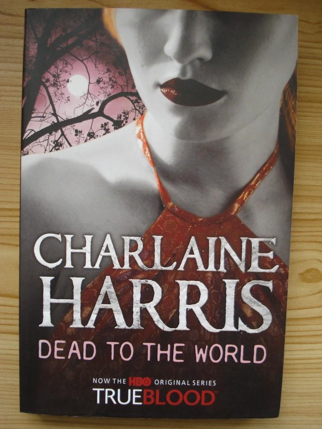 Preview of the first image of CHARLAINE HARRIS - S. STACKHOUSE TRUEBLOOD DEAD TO THE WORLD.