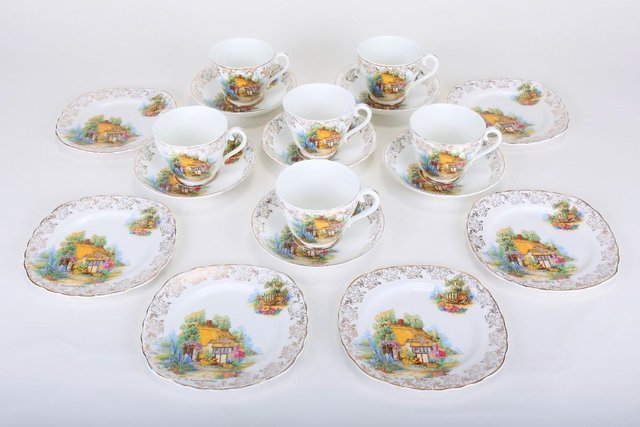 Preview of the first image of SOMERSET COTTAGE TEA SET.