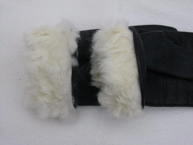 Image 2 of Ladies Leather Navy Gloves - Unused Vintage Size 7