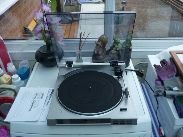 Image 2 of Acoustic Solutions DR 130 turntable