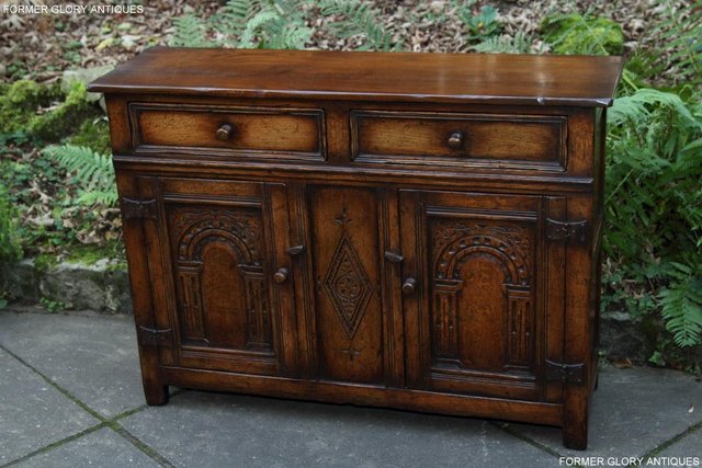 Image 70 of A TITCHMARSH & GOODWIN OAK DRESSER BASE SIDEBOARD HALL TABLE