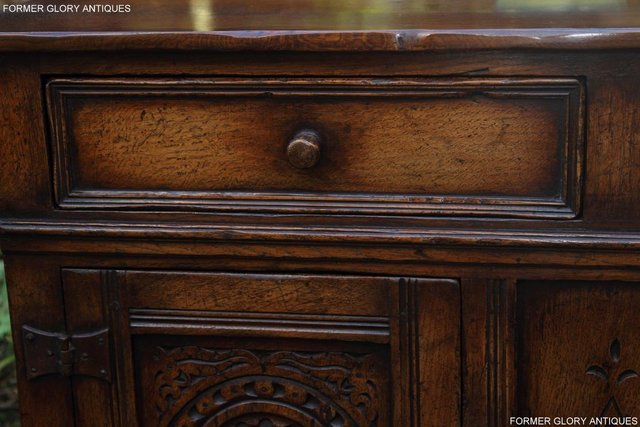 Image 78 of A TITCHMARSH & GOODWIN OAK DRESSER BASE SIDEBOARD HALL TABLE