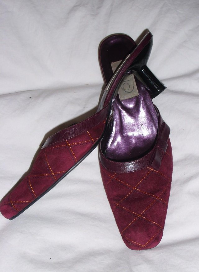 Image 2 of Faith Solo Burgundy Suede Shoes – Size 5/38