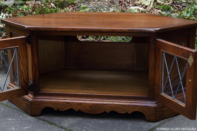 Image 37 of AN OLD CHARM LIGHT OAK CORNER TV DVD CD CABINET TABLE STAND