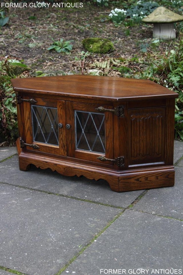 Image 43 of AN OLD CHARM LIGHT OAK CORNER TV DVD CD CABINET TABLE STAND