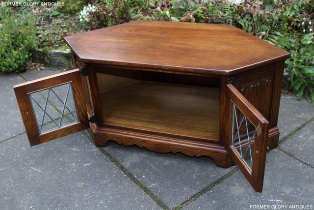 Image 67 of AN OLD CHARM LIGHT OAK CORNER TV DVD CD CABINET TABLE STAND
