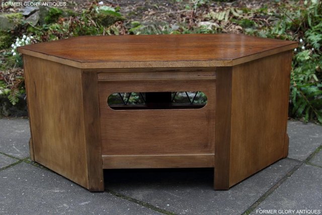 Image 69 of AN OLD CHARM LIGHT OAK CORNER TV DVD CD CABINET TABLE STAND