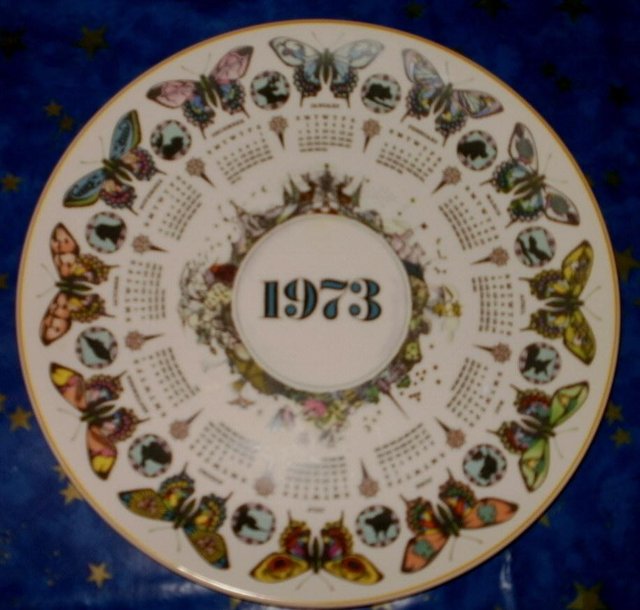 Image 3 of Wedgwood yearplates Camelot and Butterfly
