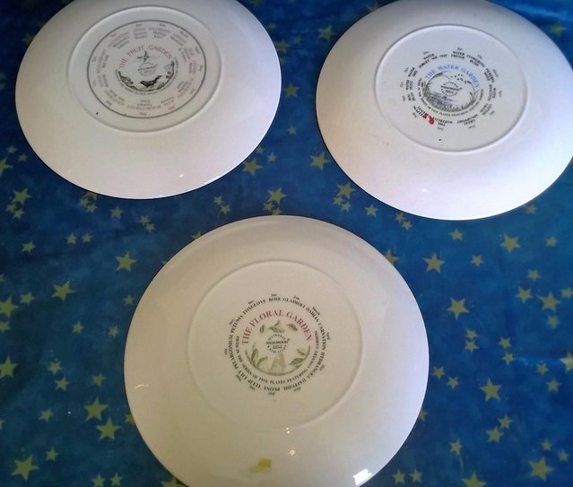 Image 2 of Wedgwood decorative year plates 1992,1993,1995