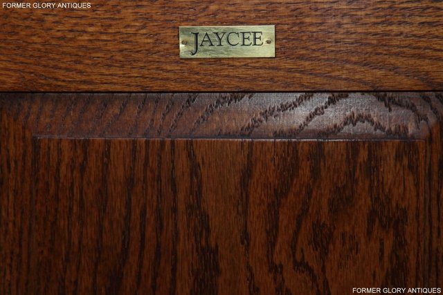 Image 8 of JAYCEE OLD CHARM OAK DRESSER BASE SIDEBOARD CABINET CUPBOARD