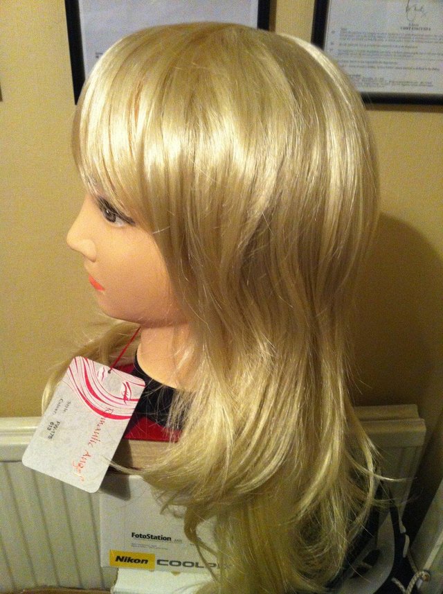 Image 2 of Hair wig