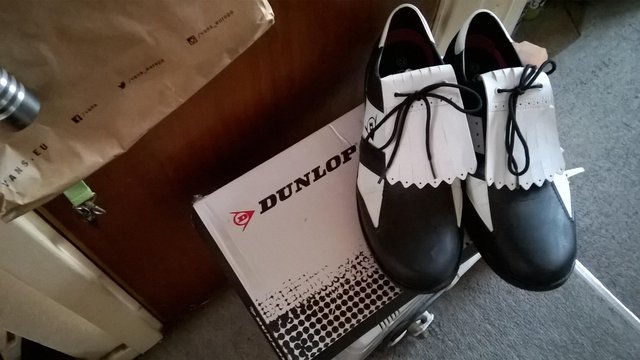 Preview of the first image of mens Dunlop golf ? shoes, ?? size,12's.