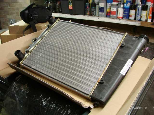 Preview of the first image of VW Golf mk1 radiator.