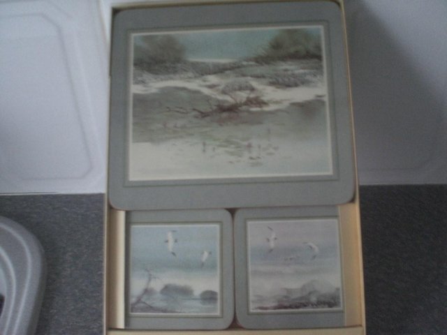Image 2 of 4 Table Mats and Coasters - Winter scenes (New and boxed)
