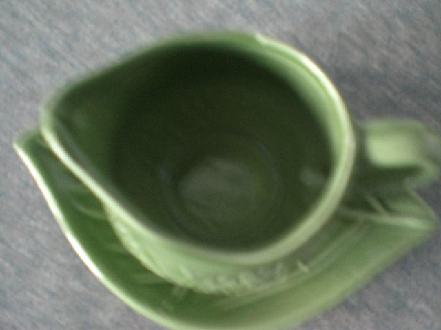 Image 2 of Attractive Mint Sauce boat and Leaf Saucer (Brand New)