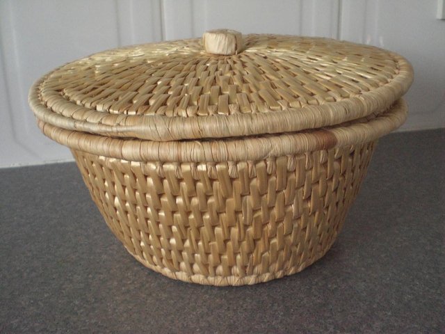 Image 2 of Attractive Round Wicker Sewing/storage basket with lid