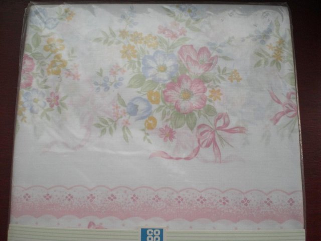 Preview of the first image of Duvet Set for Single Bed (Brand new and factory packed).
