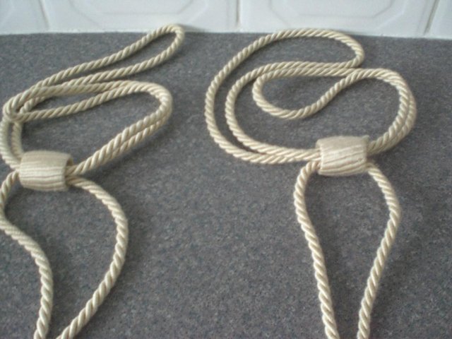 Preview of the first image of Curtain Tie Backs with tassels (New).
