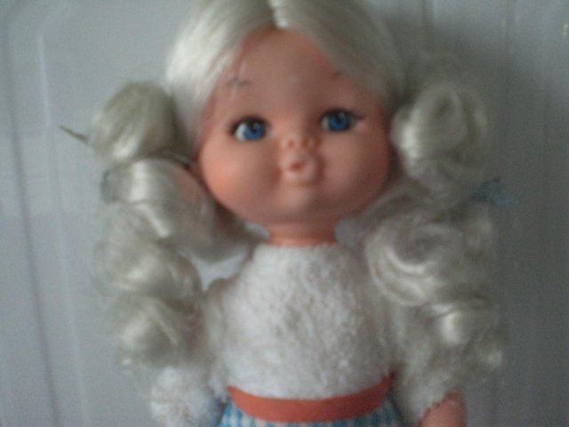 Image 2 of Pretty Doll, Washable, Rooted curly hair