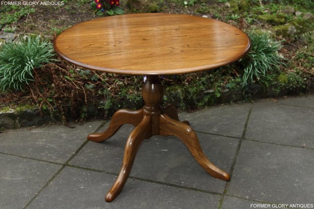 Image 7 of ERCOL GOLDEN DAWN CHESTER ROUND DINING TABLE & FOUR CHAIRS