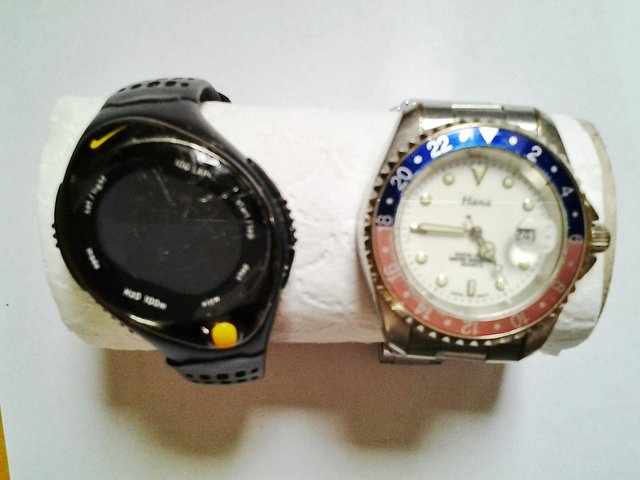 Preview of the first image of 2 Classic Watches (Quartz) 1  Nike.